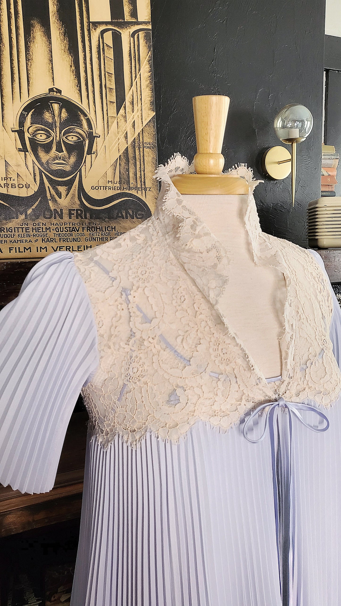 SOLD - Vintage 1960's-1970's Lavender Peignoir Set