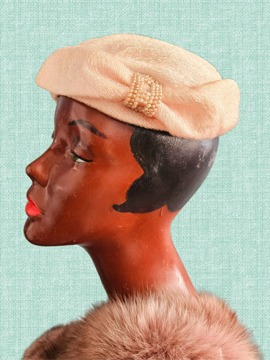 Vintage Pale Peach Topper