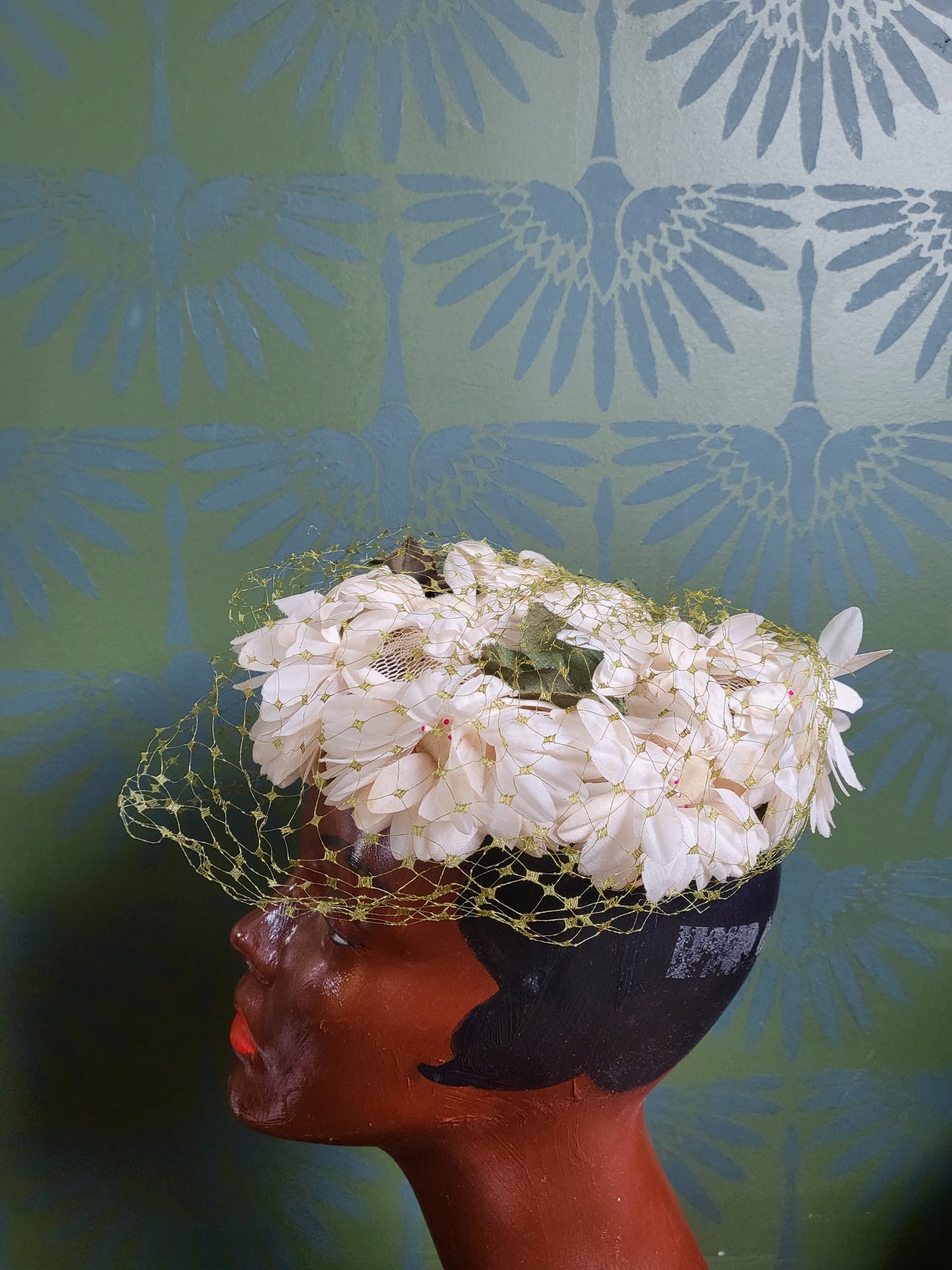 SOLD - Vintage 1950s-1960s Kent of New York Ivory Daisy Trimmed Topper With Green Birdcage Veil