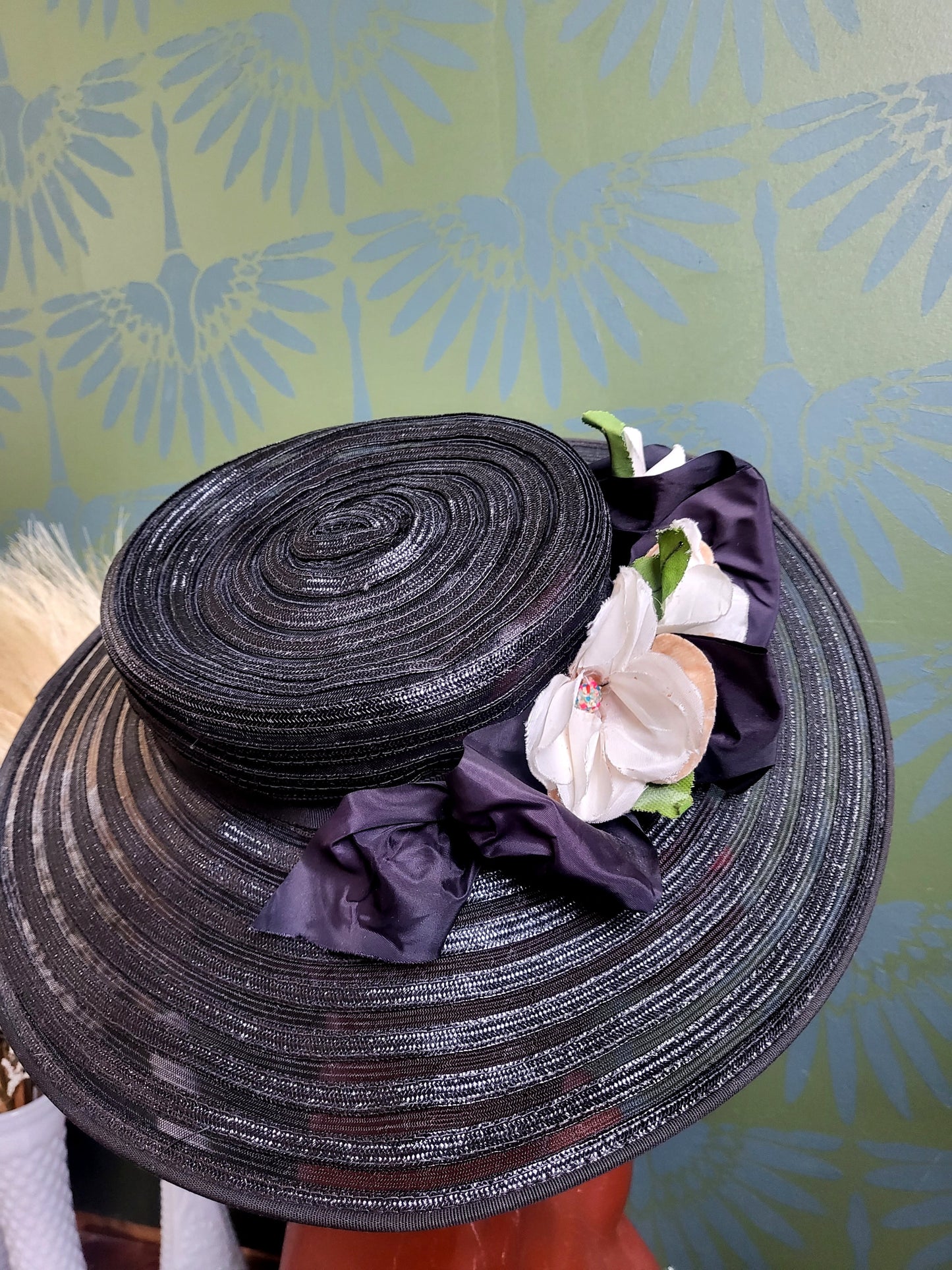 HAT27 - Vintage Striped Black Straw Weave Wide Brim Sun Hat
