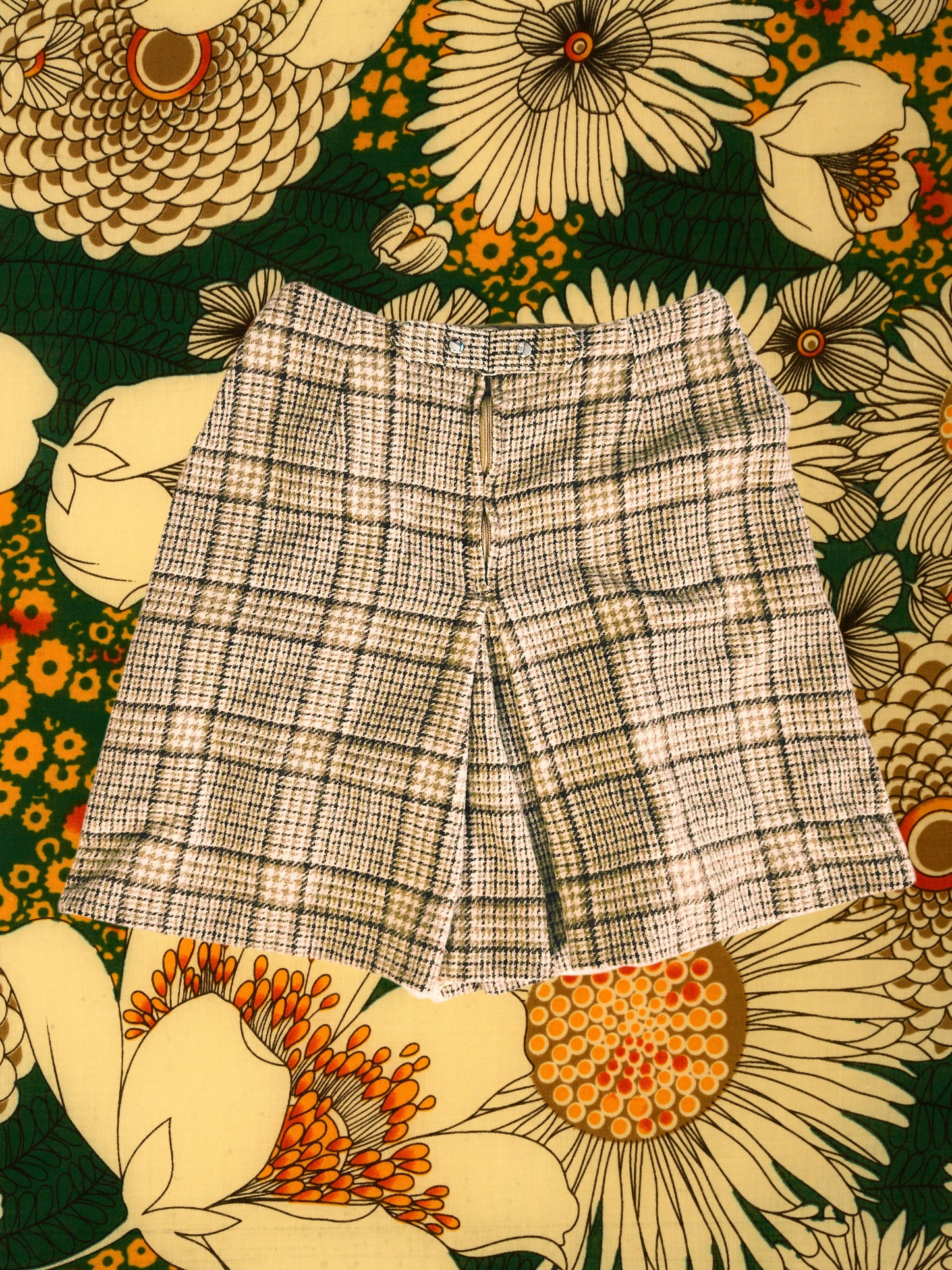 Style 4017 - 1960's Wool Mini Skort