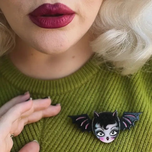 Lily the Vamp Brooch