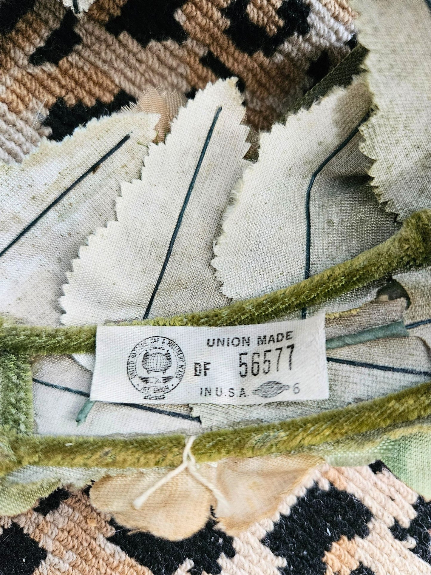 Vintage Olive Floral Crescent