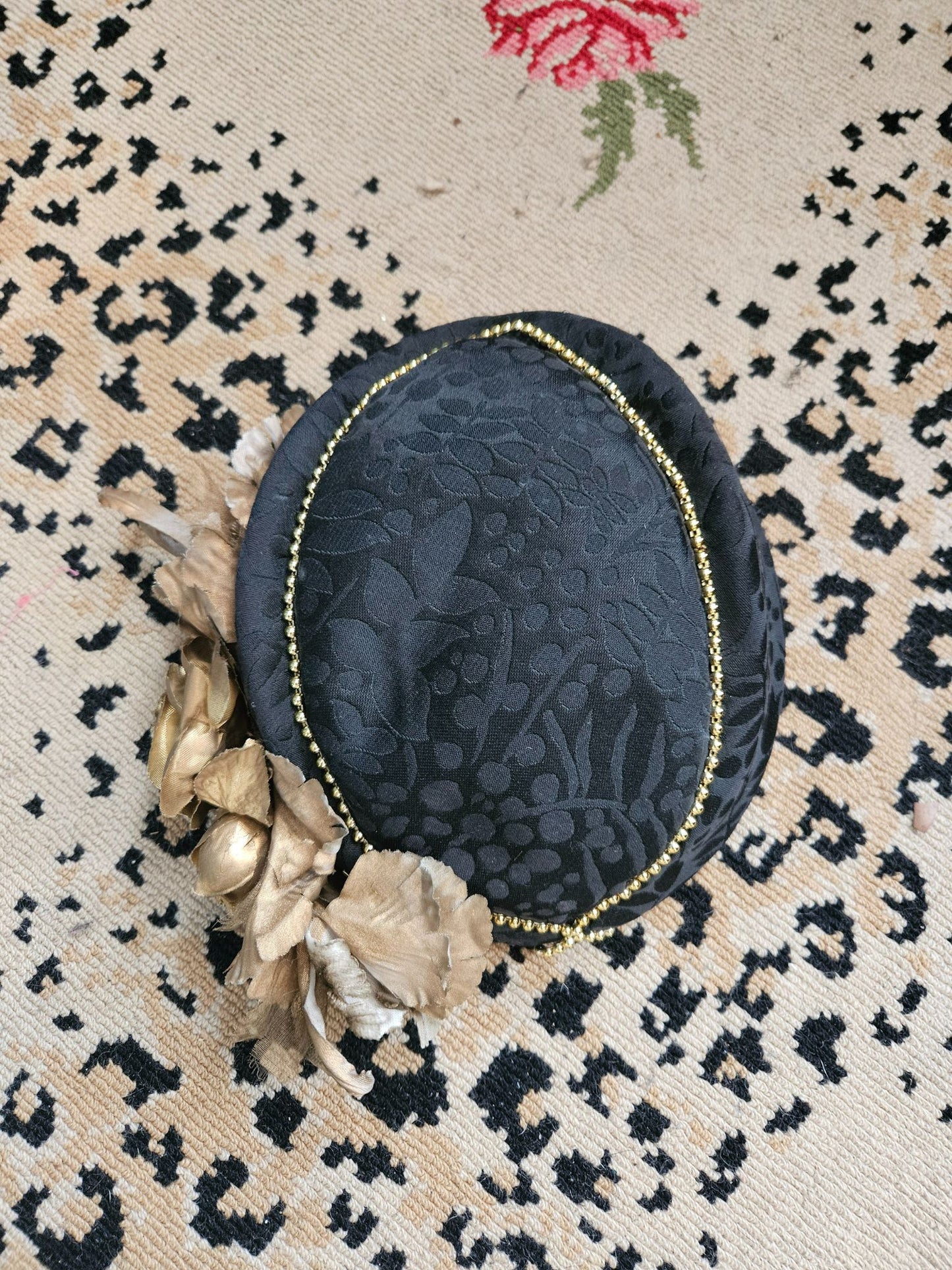Vintage Brocade Side Cap