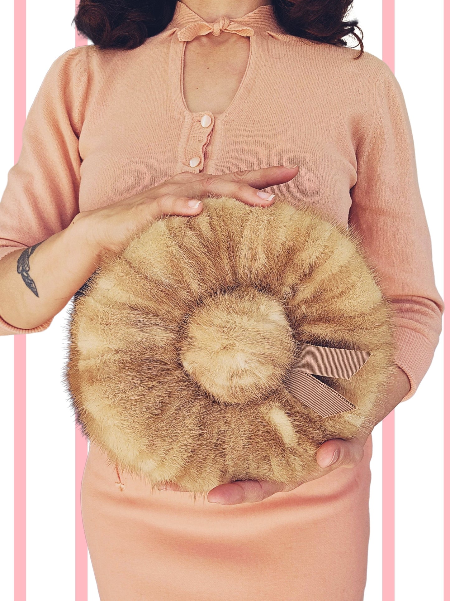 SOLD - Vintage "Darcel" Palomino Mink Pillbox Topper