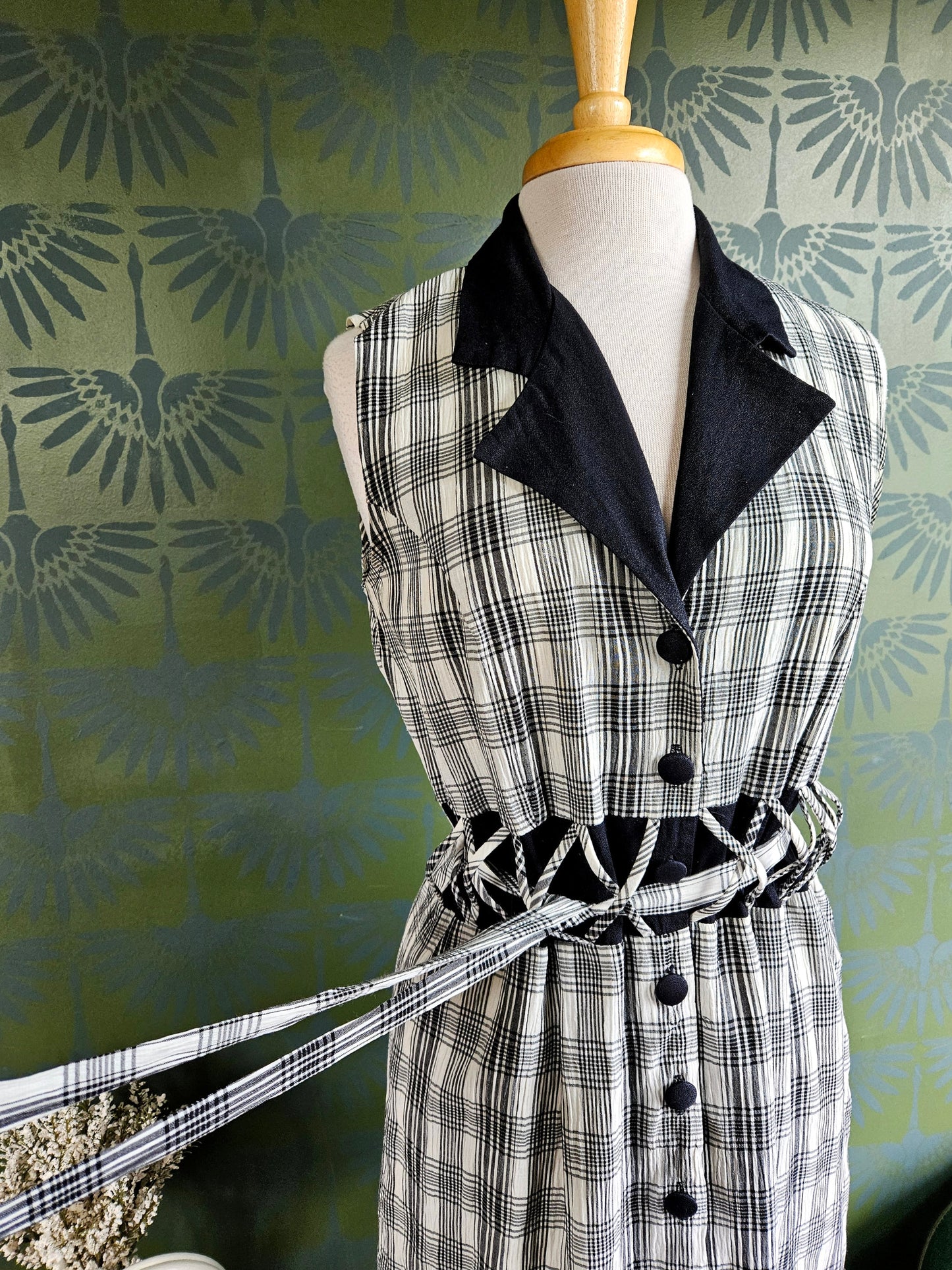 SOLD - Vintage 1980's "Cindy" Plaid Shirtwaist Shift Dress