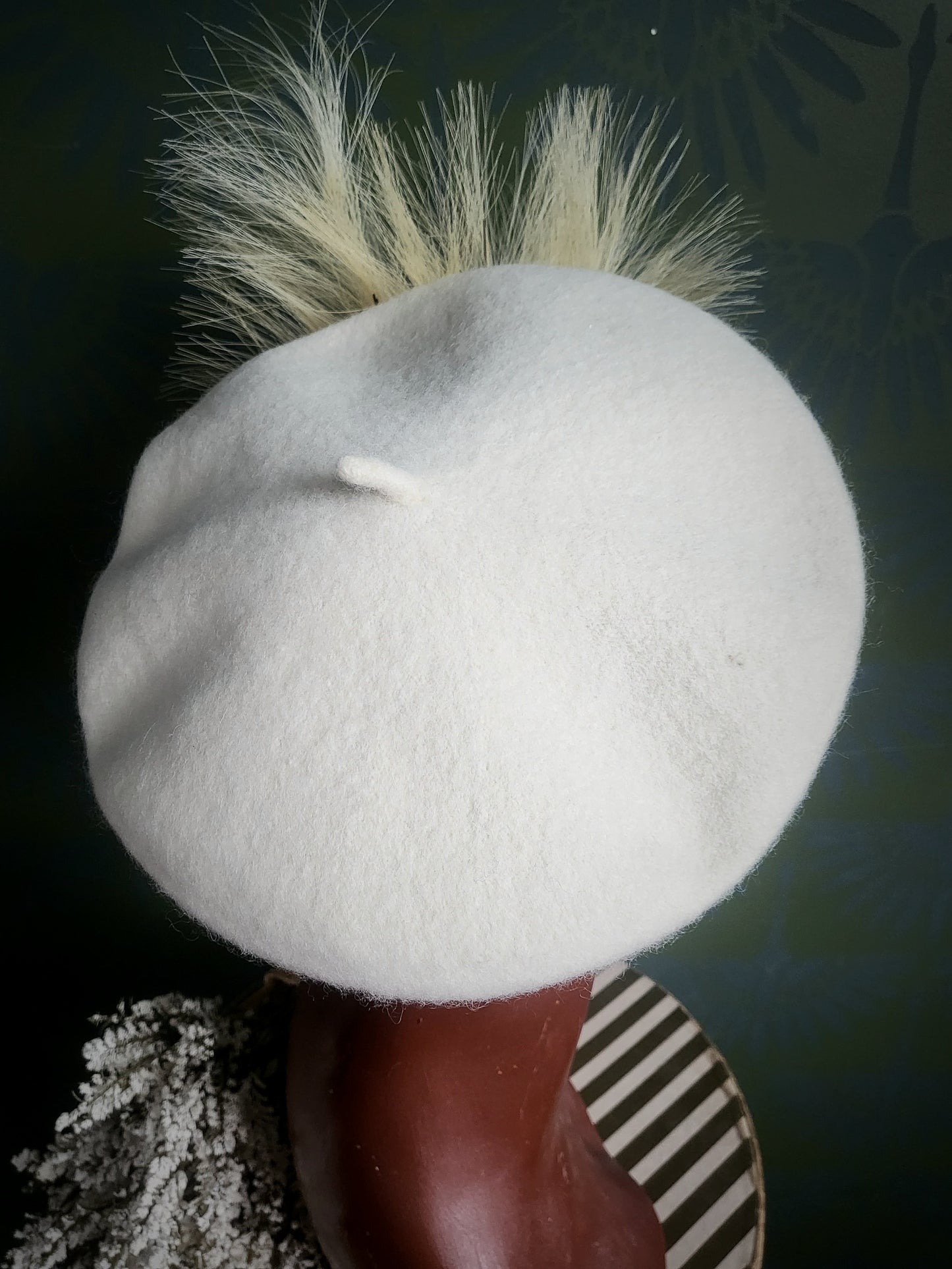 HAT91 - Vintage Style Beret (Ivory)