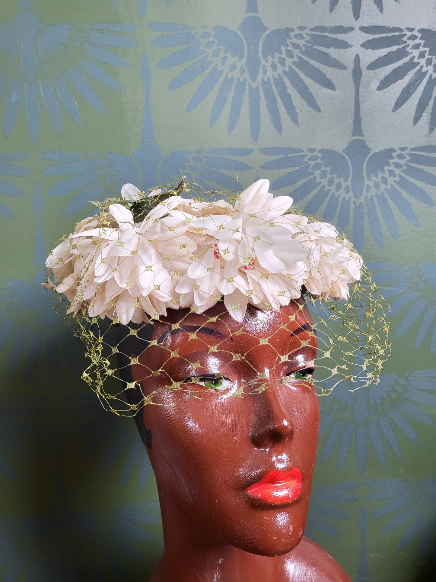 SOLD - Vintage 1950s-1960s Kent of New York Ivory Daisy Trimmed Topper With Green Birdcage Veil