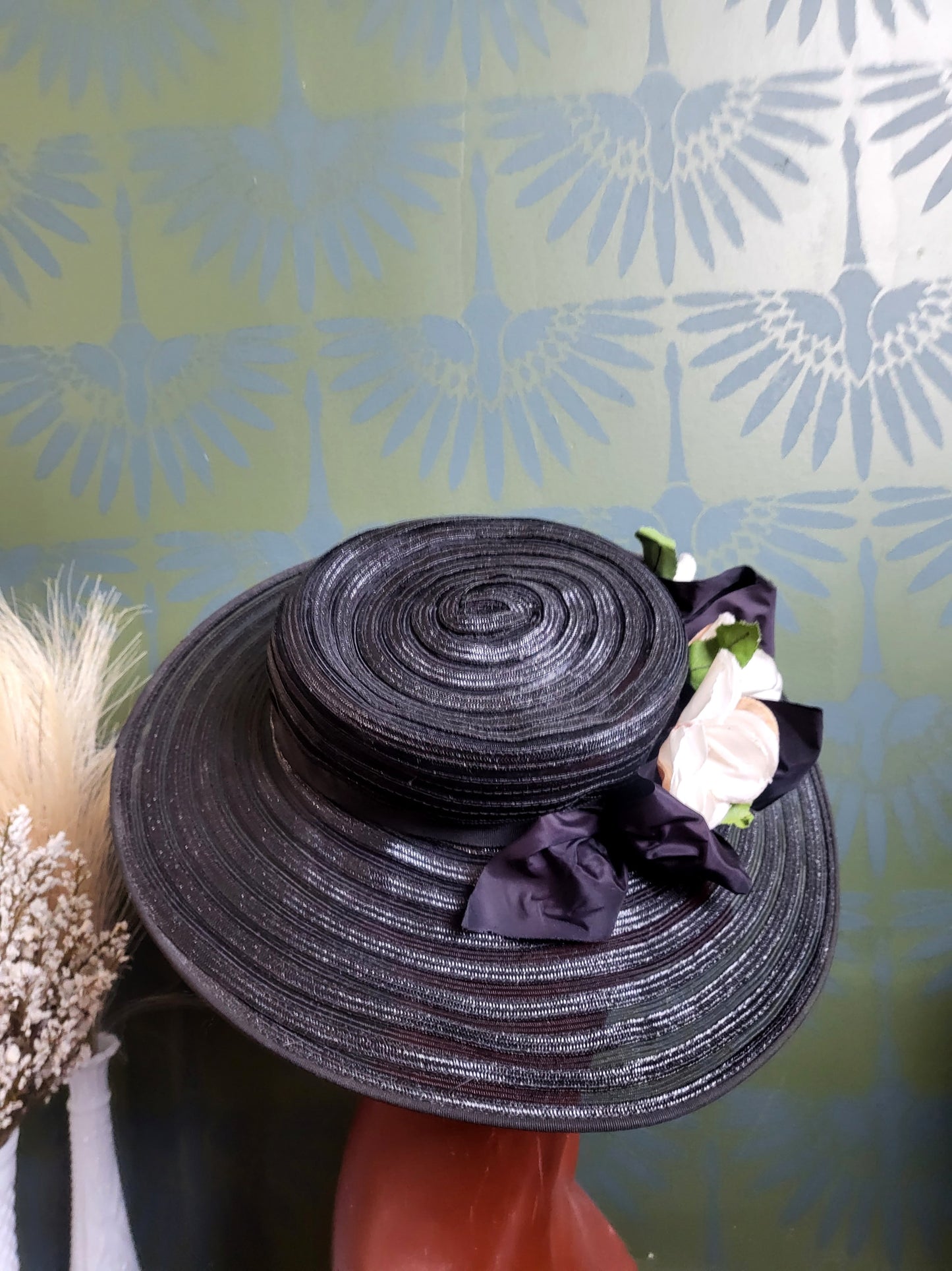 HAT27 - Vintage Striped Black Straw Weave Wide Brim Sun Hat