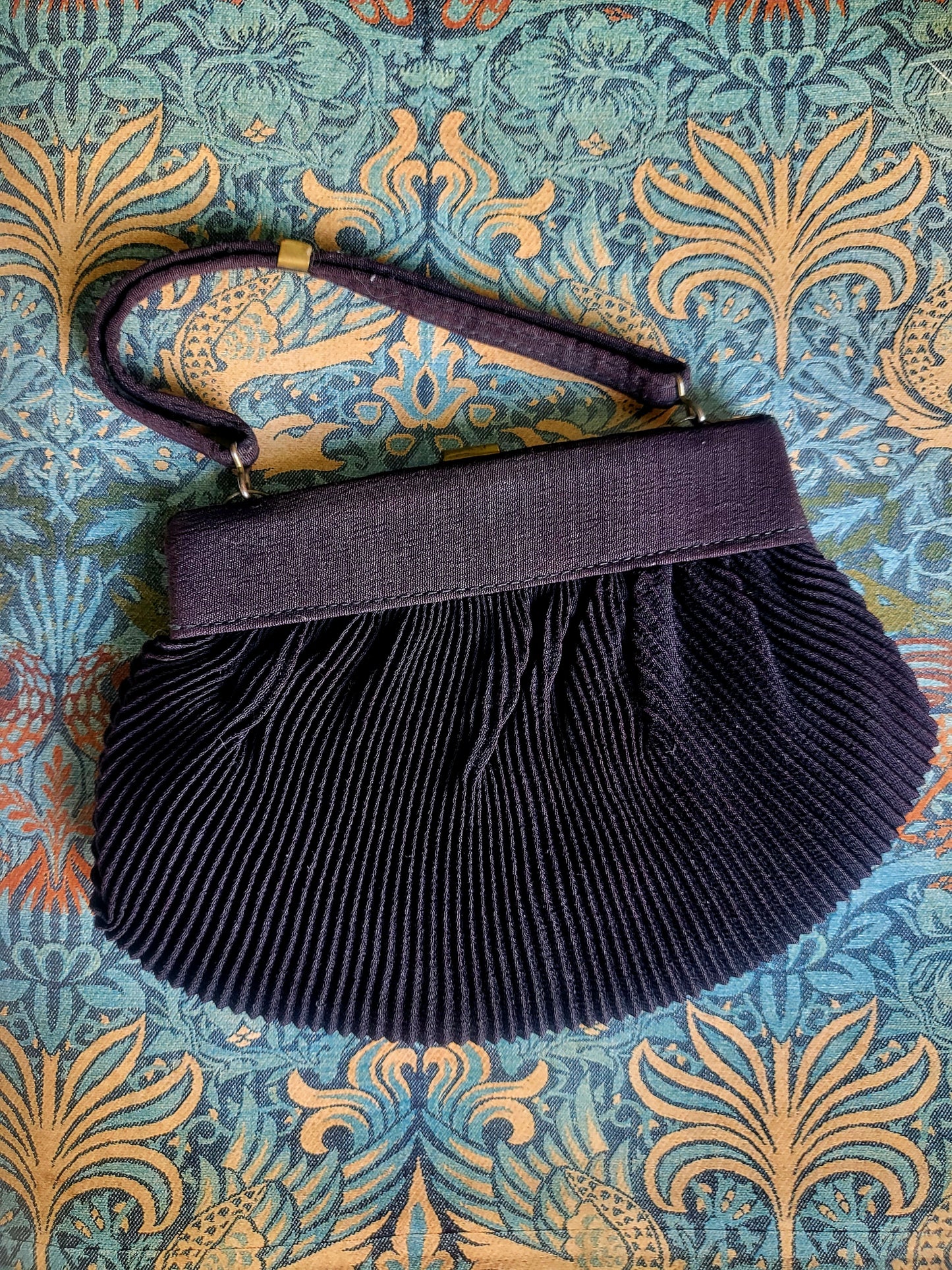 SOLD - Vintage 1940's Silk Crepe Deco Evening bag