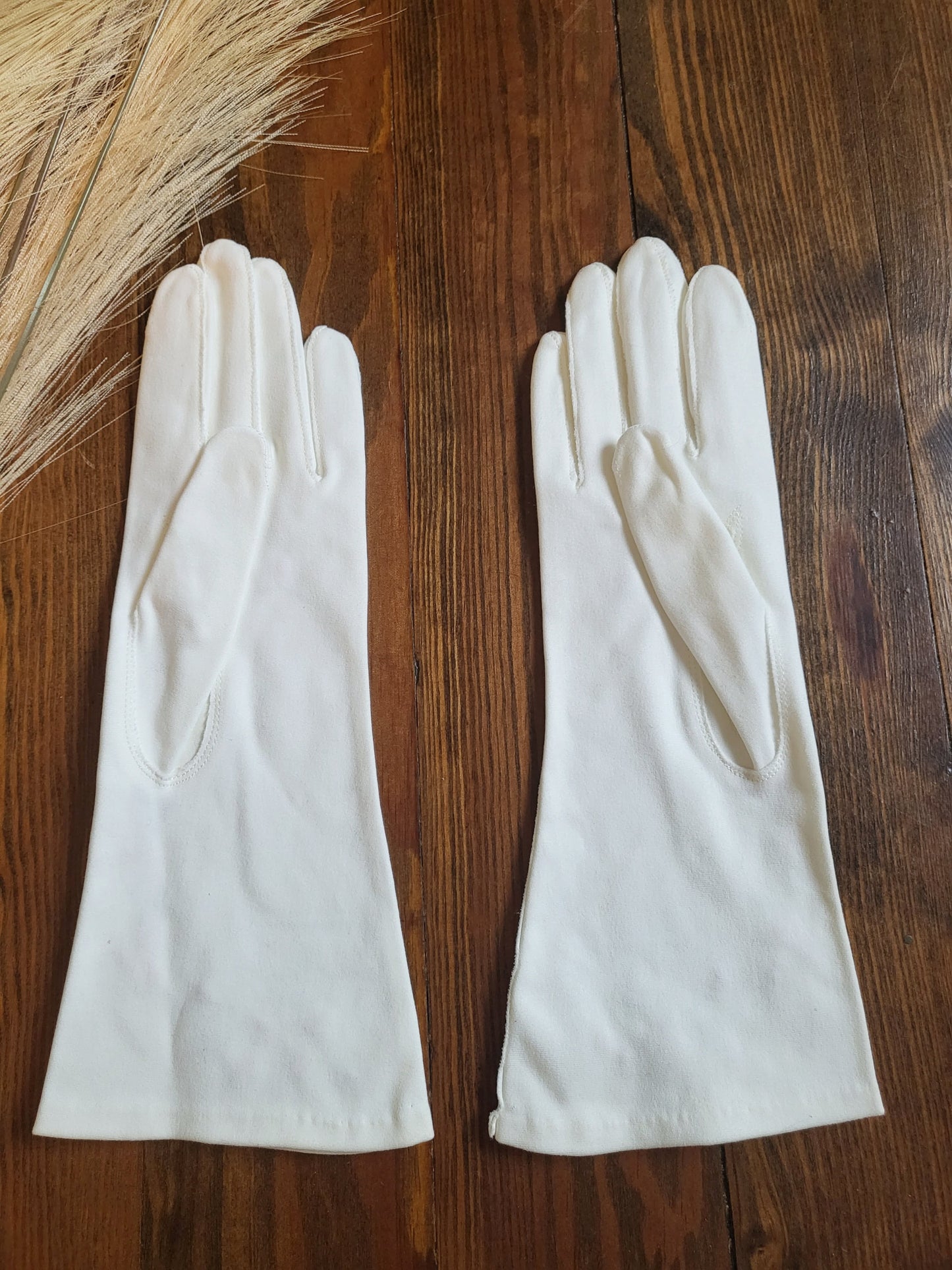 SOLD - Vintage 1950's-1960's Love-Lee by Crescendoe White Gloves with Pink Flowers