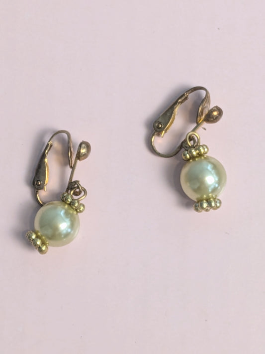 Vintage Mid-Century Pearl Drop Earrings