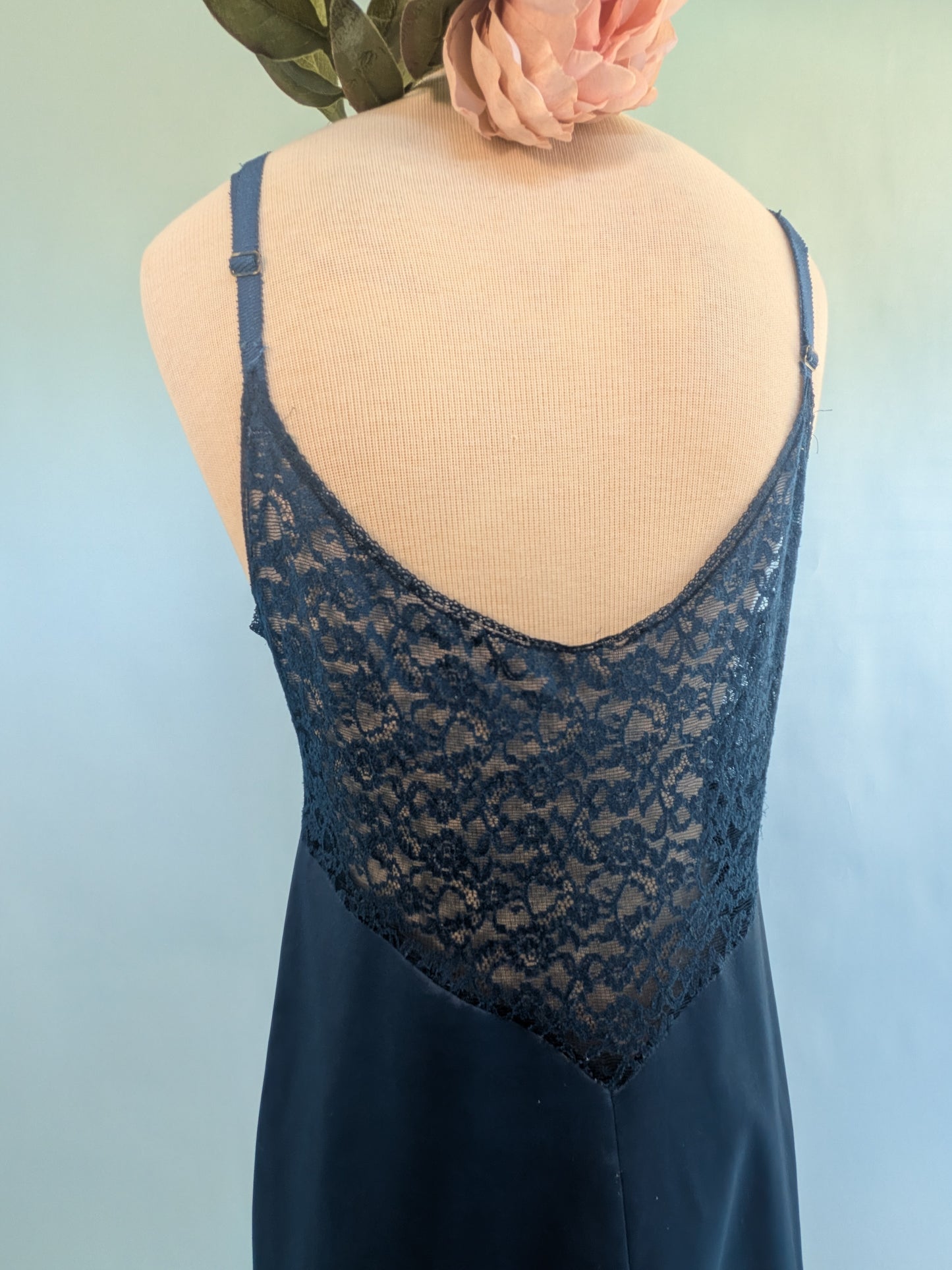 Vintage Mid-Century Vanity Fair Slip