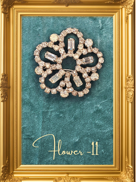 Vintage 1950's-1960s Rhinestone Brooch - Flower