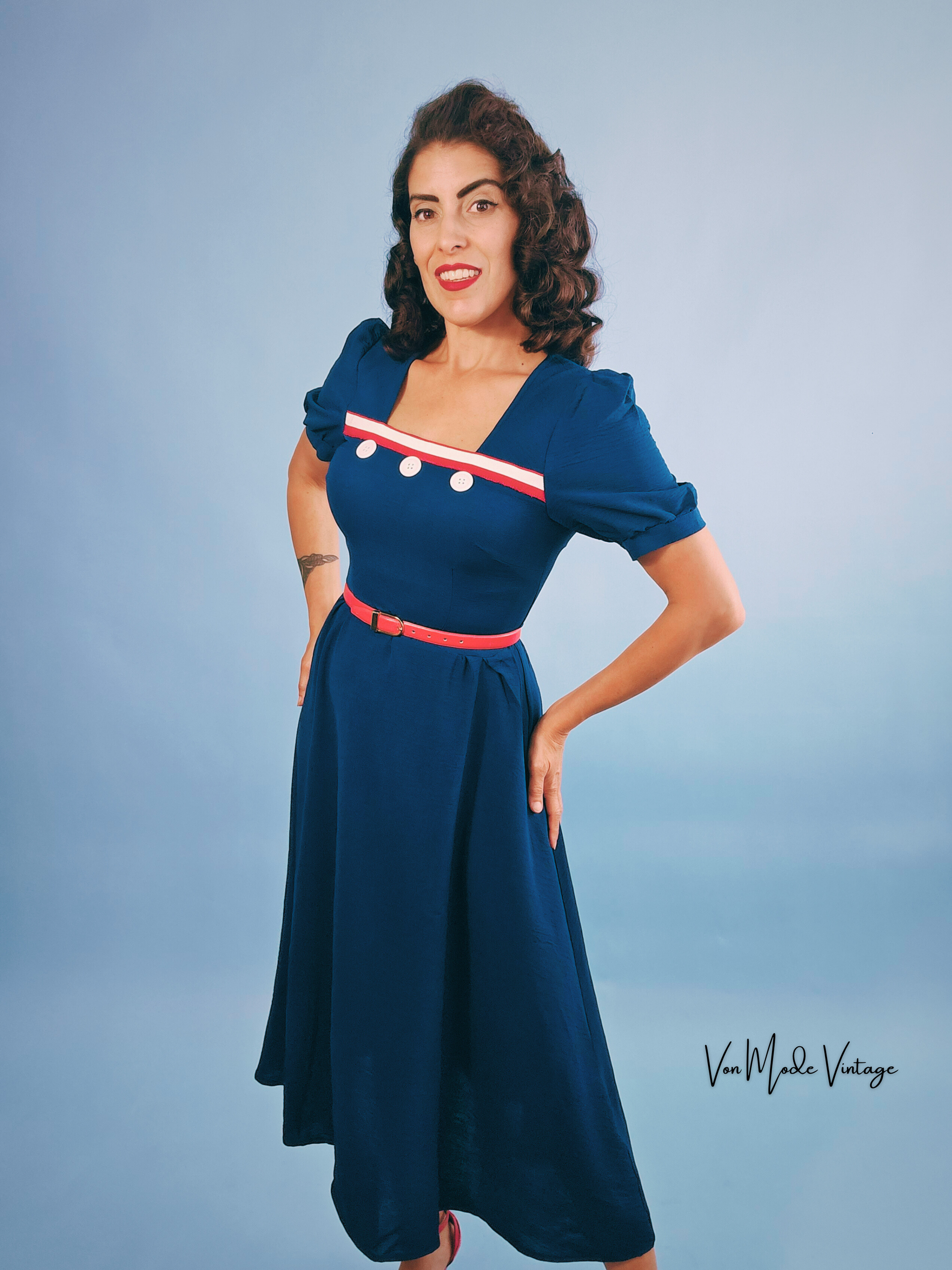 1940's Style Navy Square Neck Dress – Von Mode Vintage