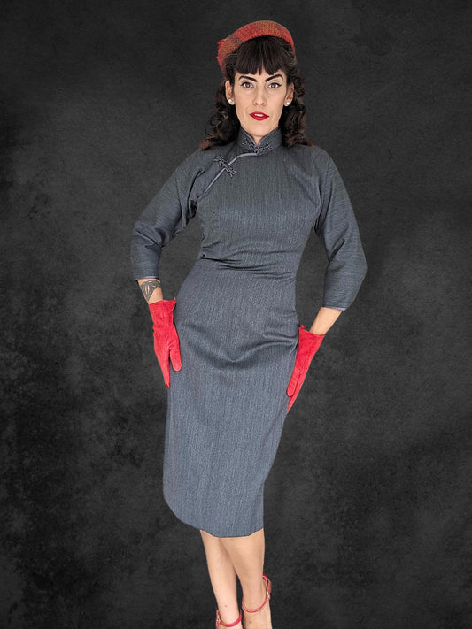 SOLD - Vintage 1950's-1960's "Ching Chin E. of Chicago" Charcoal Grey Cheongsam