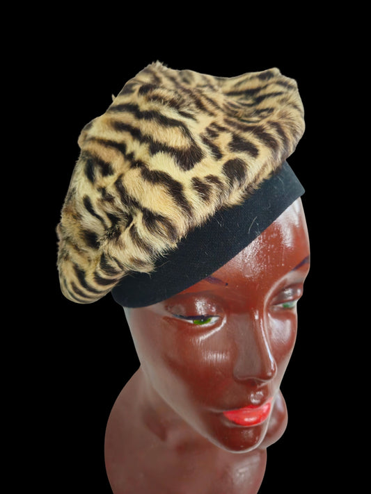 SOLD - Vintage 1940's-1950's "Miss Alice for JP Allen of Atlanta" Dyed Rabbit Slouch Beret