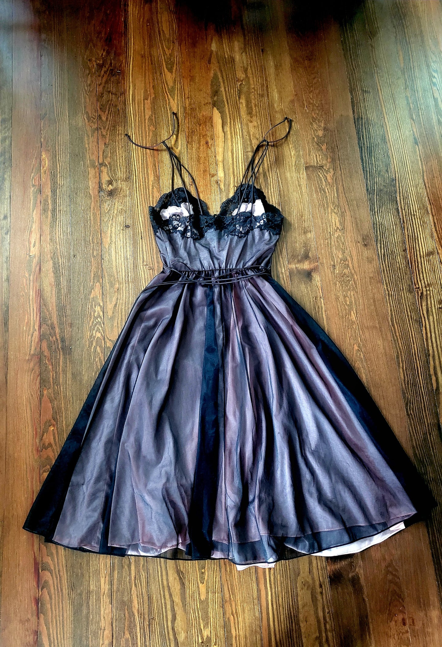 SOLD - Vintage 1950's Vanity Fair Negligee - Black/Pink