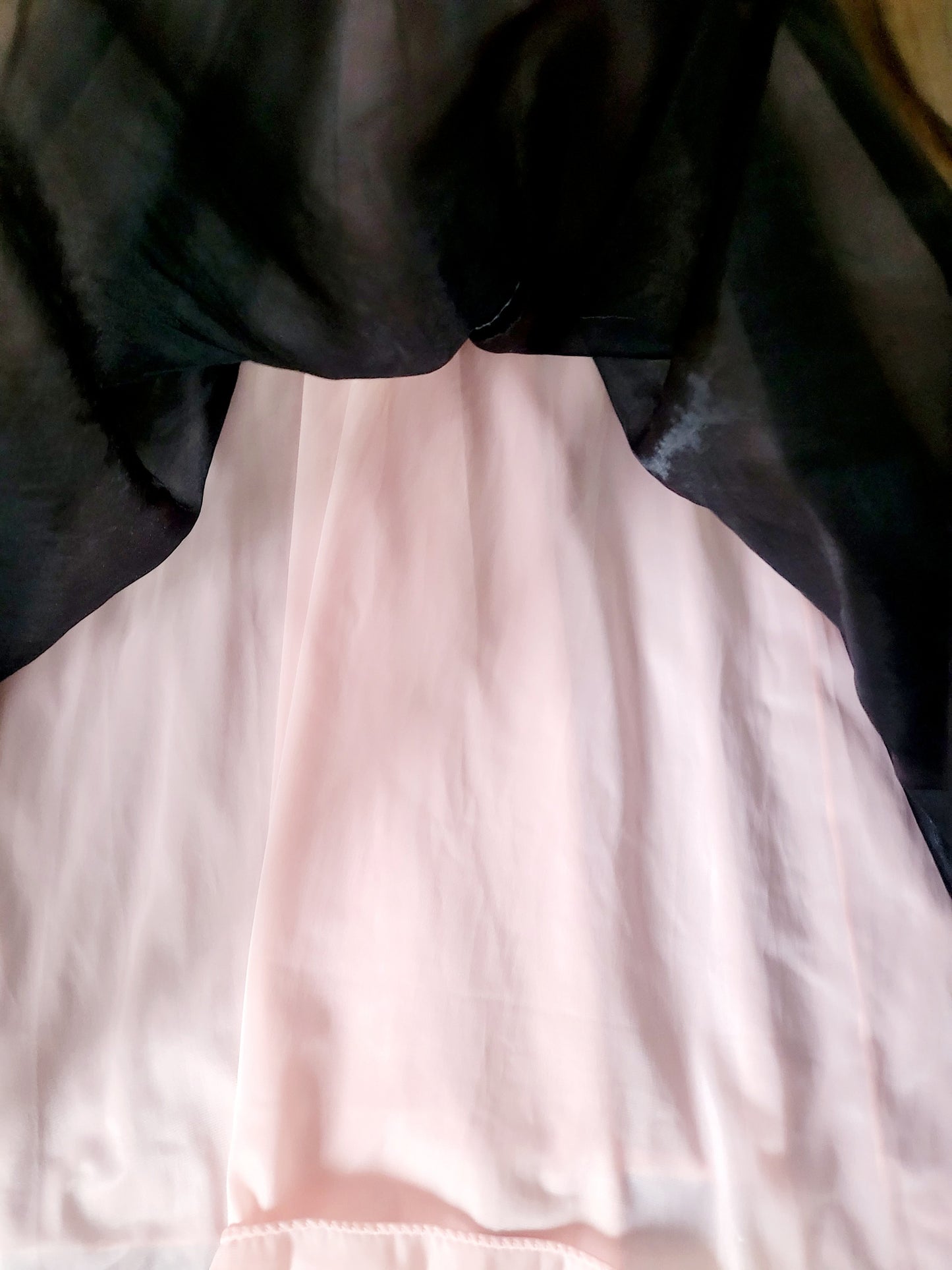 SOLD - Vintage 1950's Vanity Fair Negligee - Black/Pink