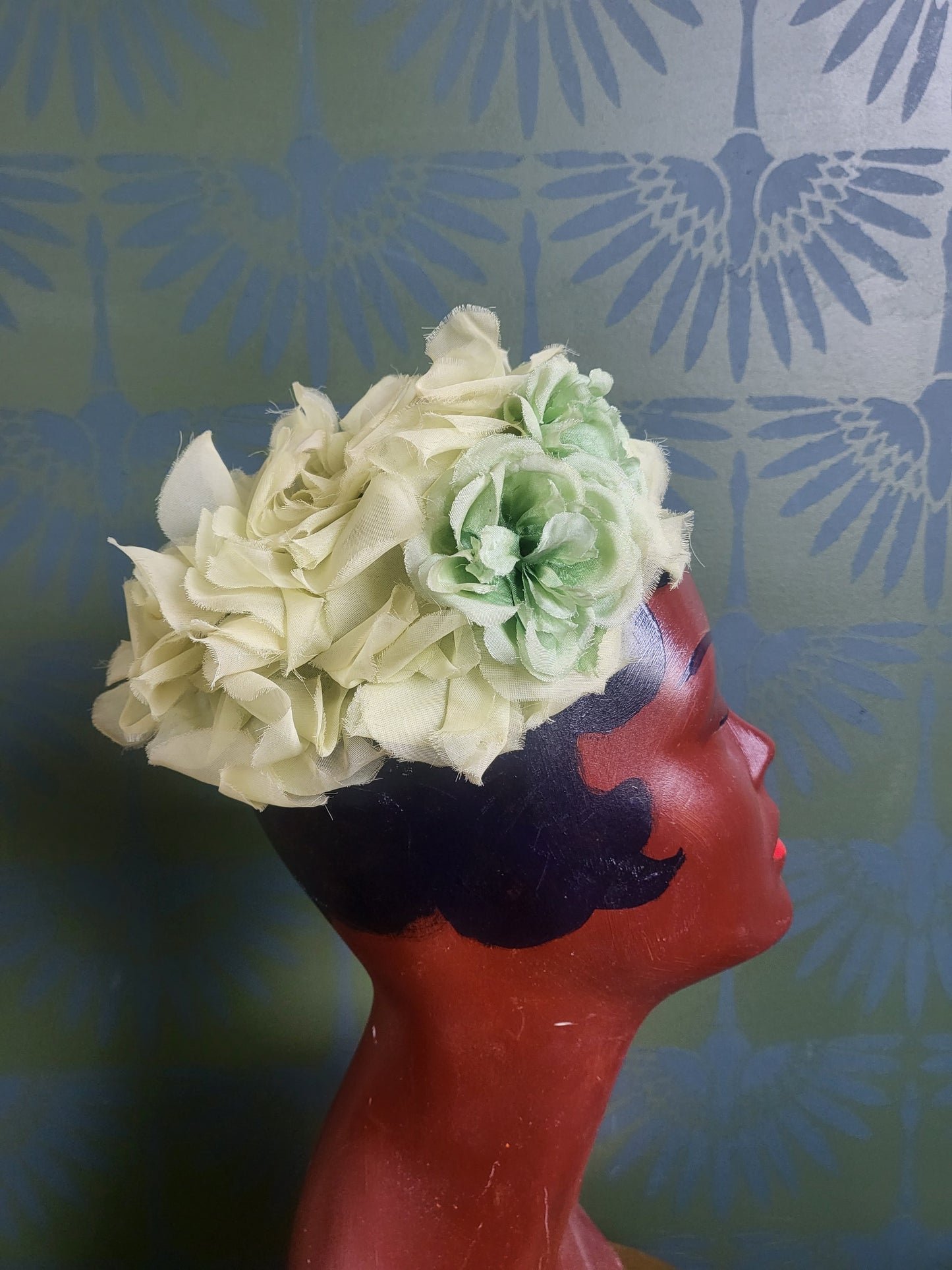SOLD - Vintage 1950s-1960s Pale Green Chiffon Flower and Petal Juliet Cap