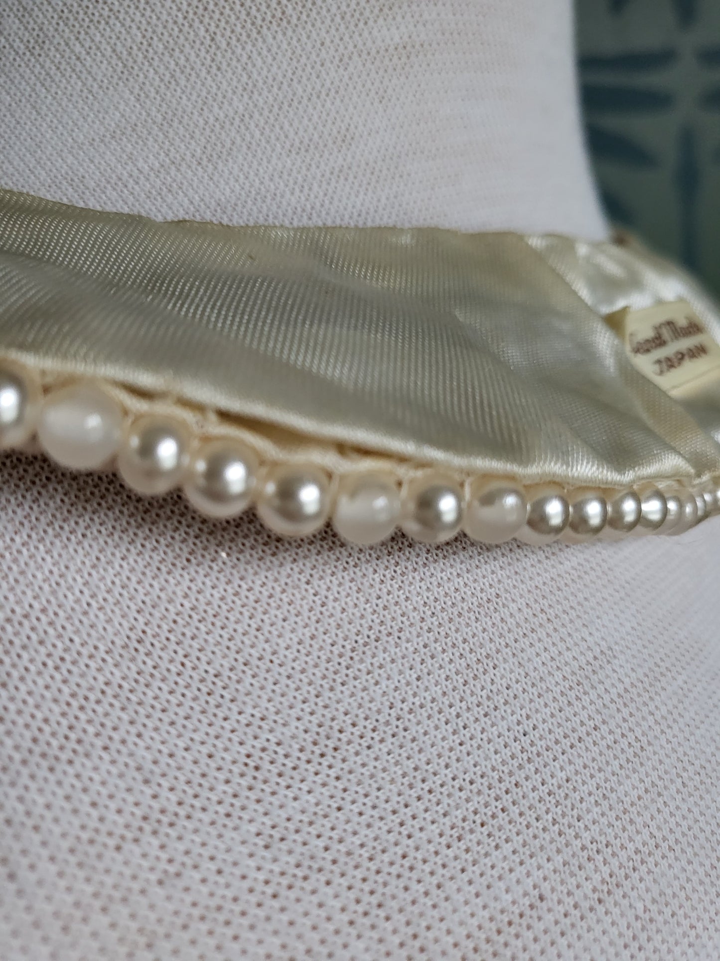 SOLD - Vintage Bead and Faux Pearl Collar