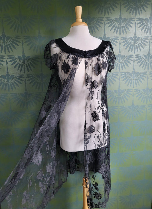 SOLD - Vintage 1950's Claire Sandra by Lucie Ann Beverly Hills Black Rose Lace Negligee Robe
