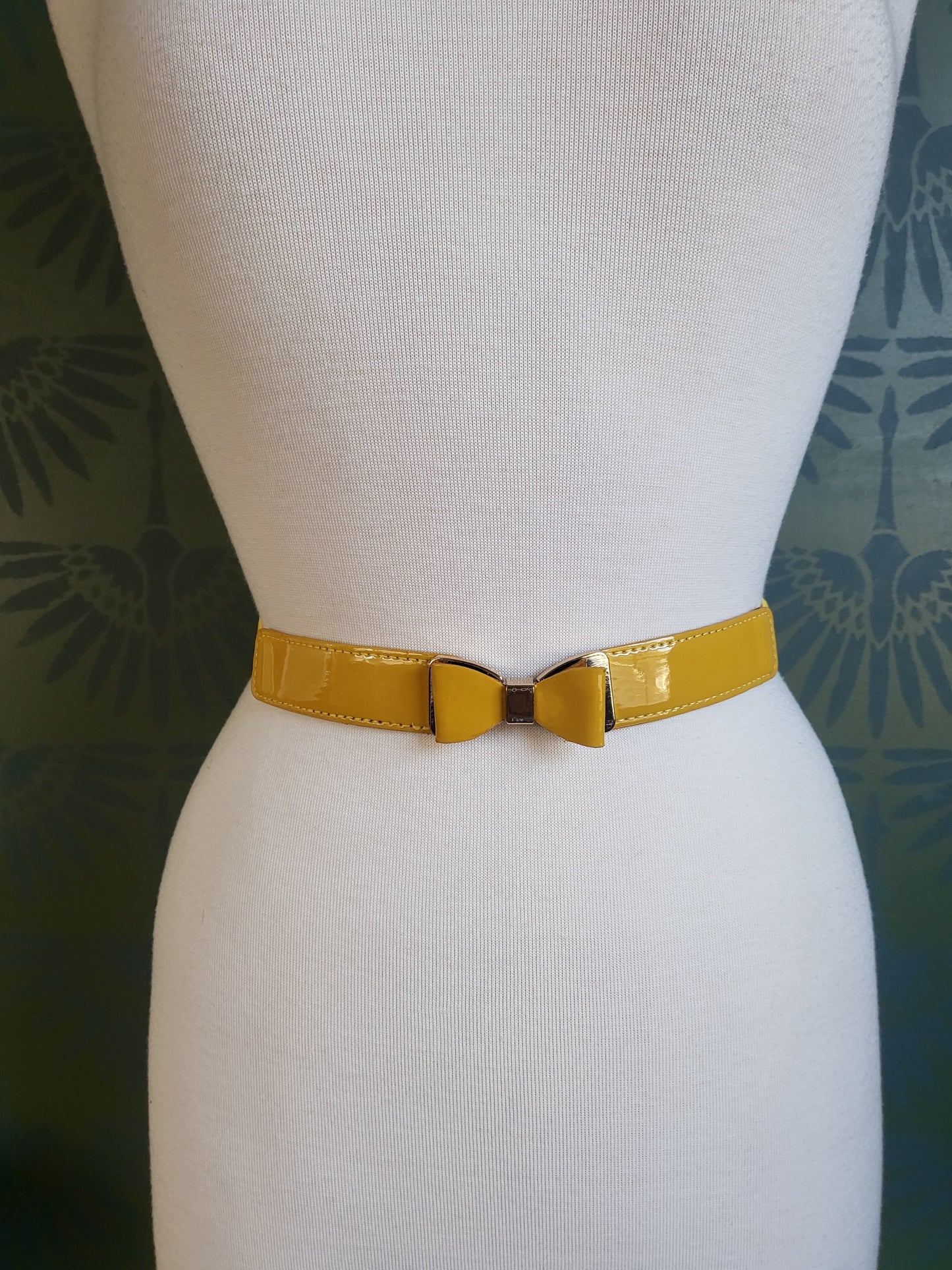 Vibrant Bow Belt