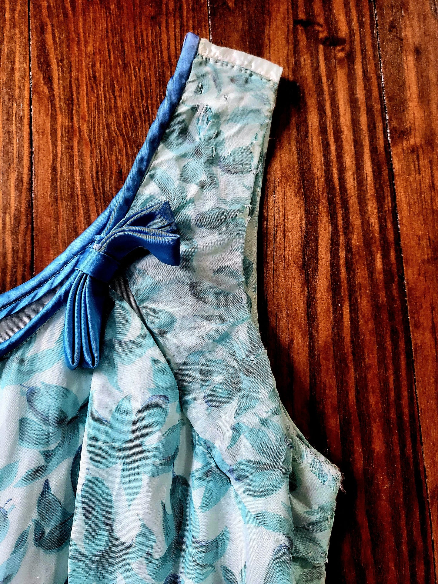SOLD - Vintage 1950's Robbin Egg Blue Floral Full Skirt Dress With Sky Blue Ribbon Detail