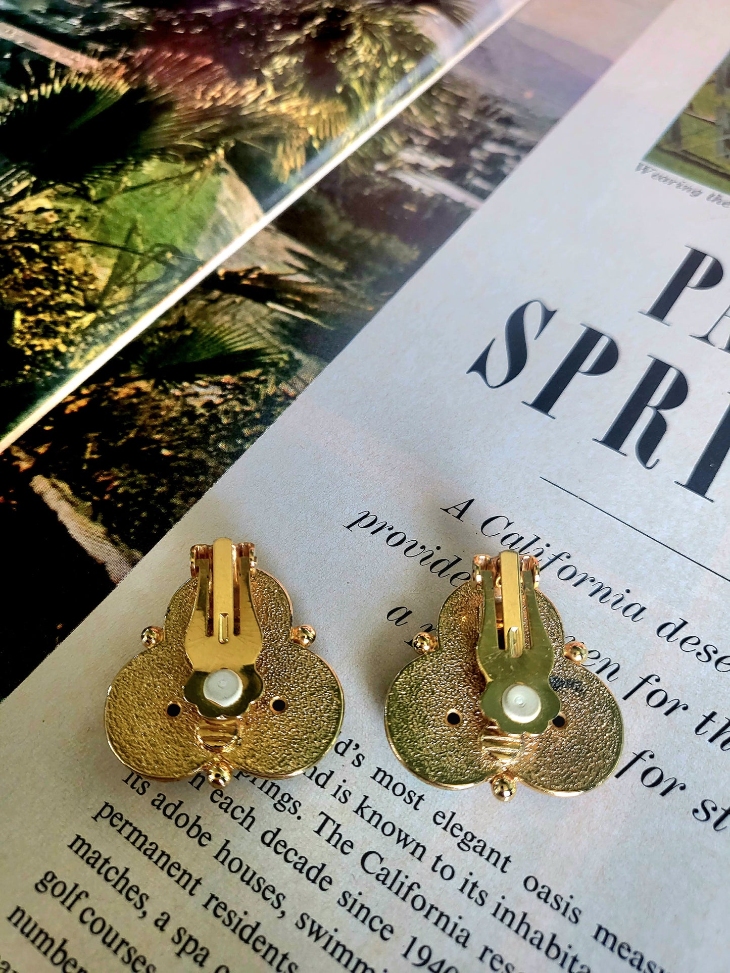 SOLD - Vintage Tri-Circle Blue and Teal Faux Pearl Studs (Clip-on)