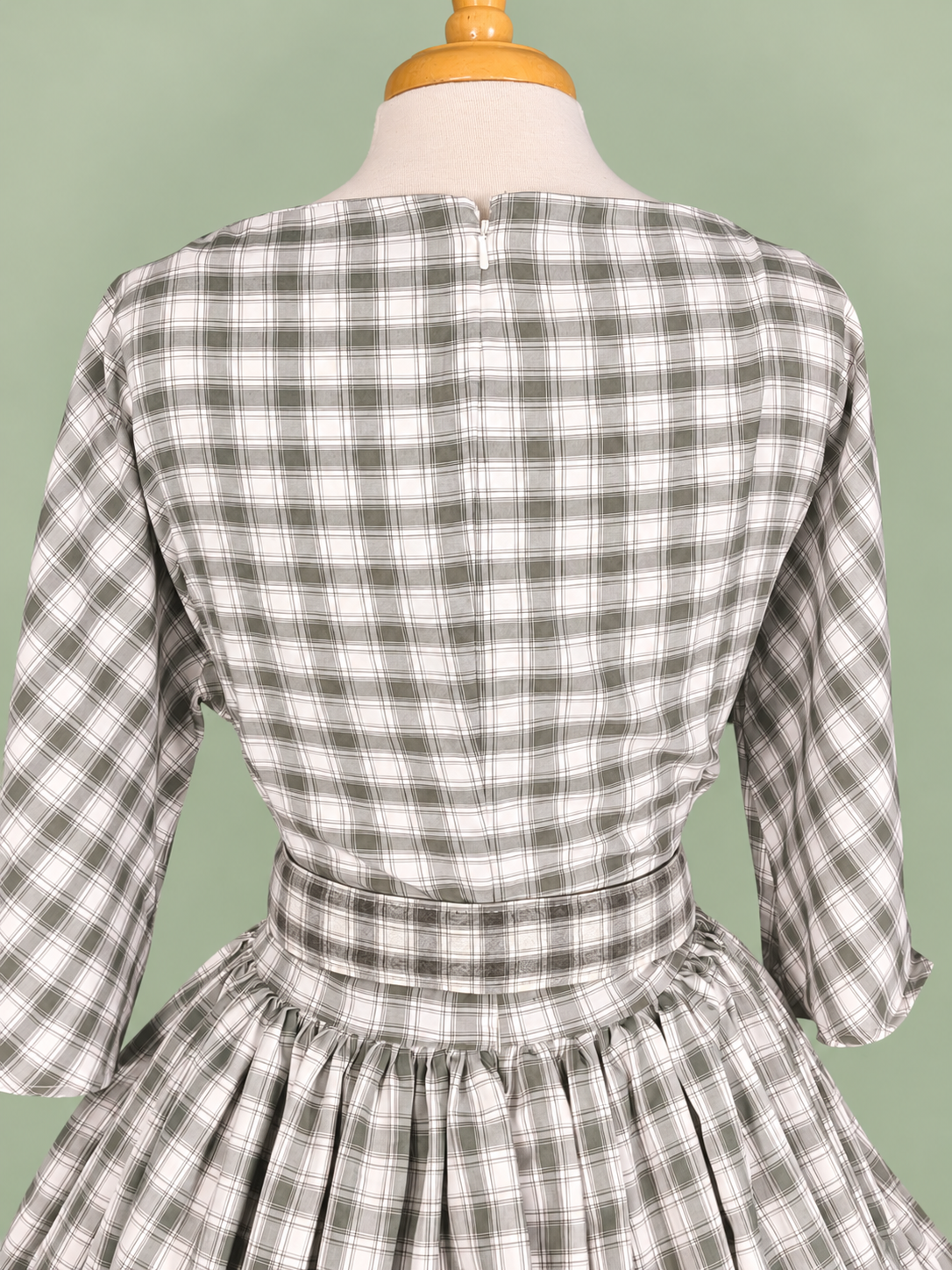 Unique Vintage Gray Plaid Dress w/ Belt