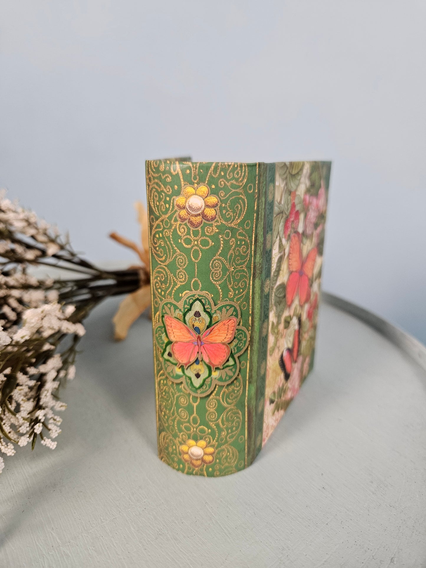 Vintage Style Mini Book Hidden Notes - Green