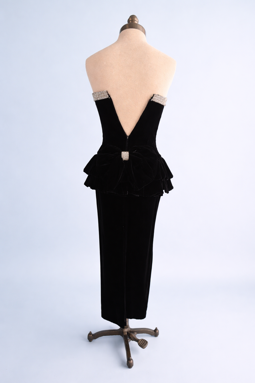 Vintage 1980s “Does 1940s” After Five by Julie Duroché Black Velvet Peplum Wiggle Dress