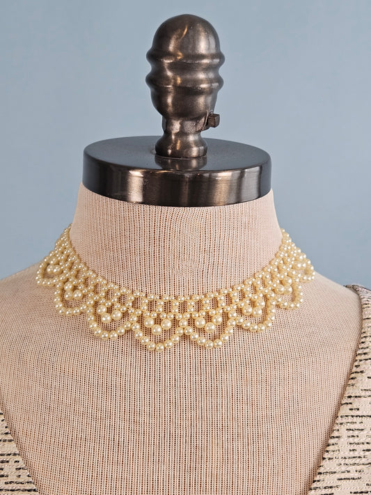 Vintage 1950s Faux Pearl Lattice Choker