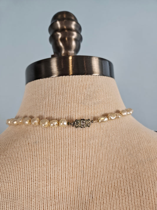 Vintage Baroque Pearl Necklace - Graduated Size - Beige