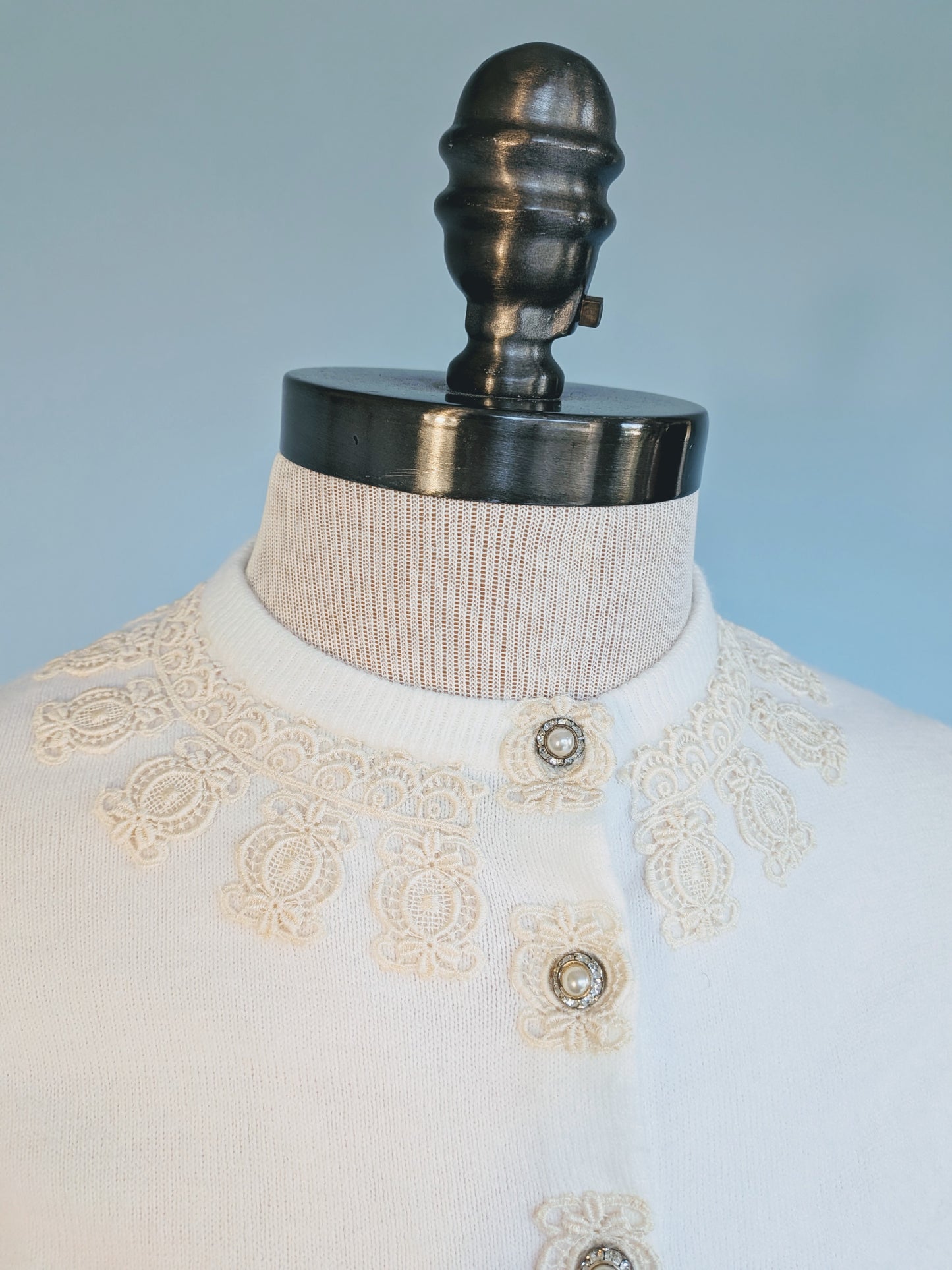 Vintage 1950s Lord & Taylor Bermuda Knit Cardigan