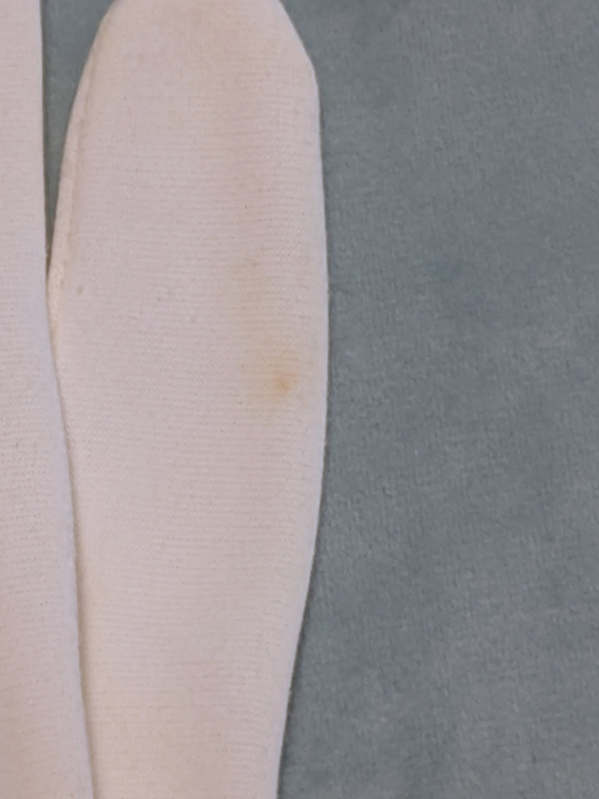 Vintage 1950s White Slouch Shorty Gloves