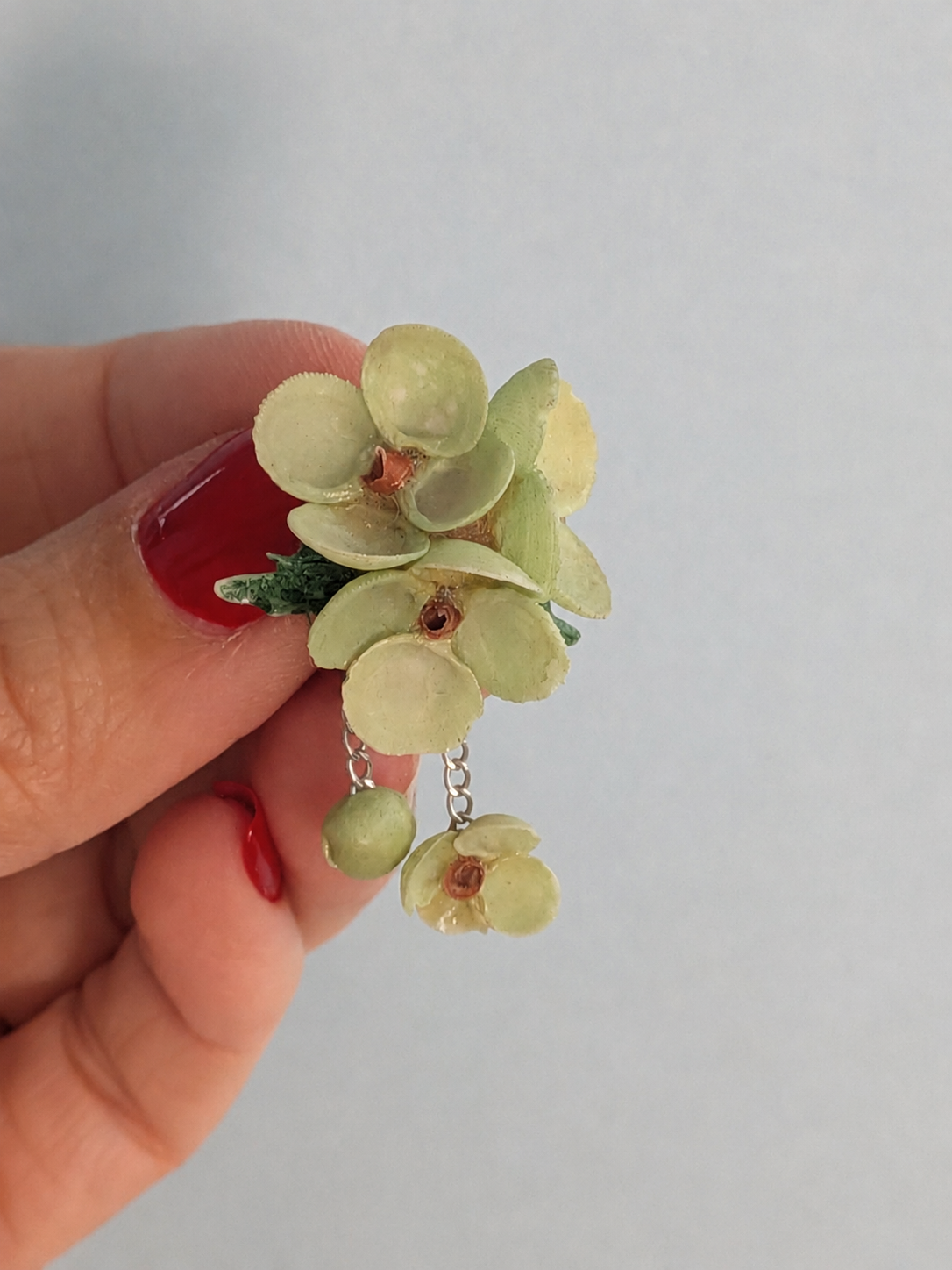 Vintage Mid-Century Green Celluloid Floral Earrings