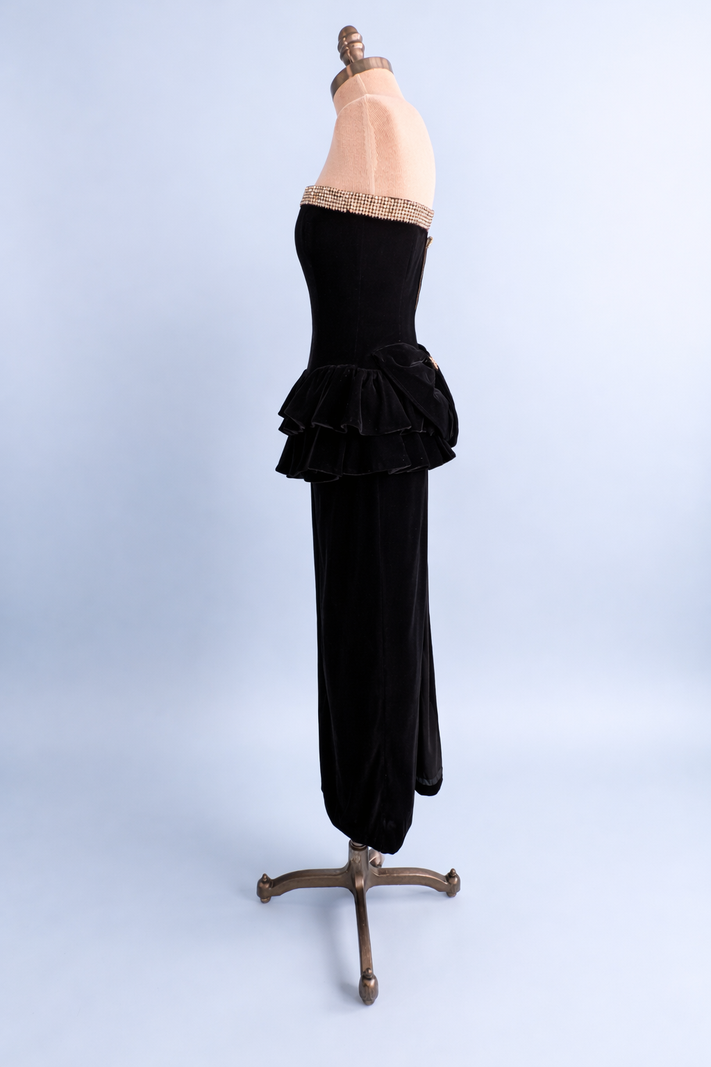 Vintage 1980s “Does 1940s” After Five by Julie Duroché Black Velvet Peplum Wiggle Dress