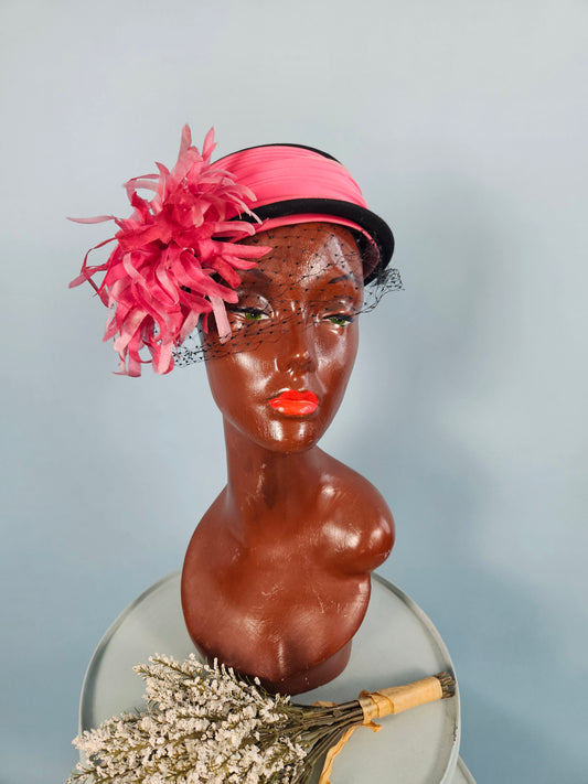 Vintage 1960s Marché Exclusive Wool & Ribbon Cap