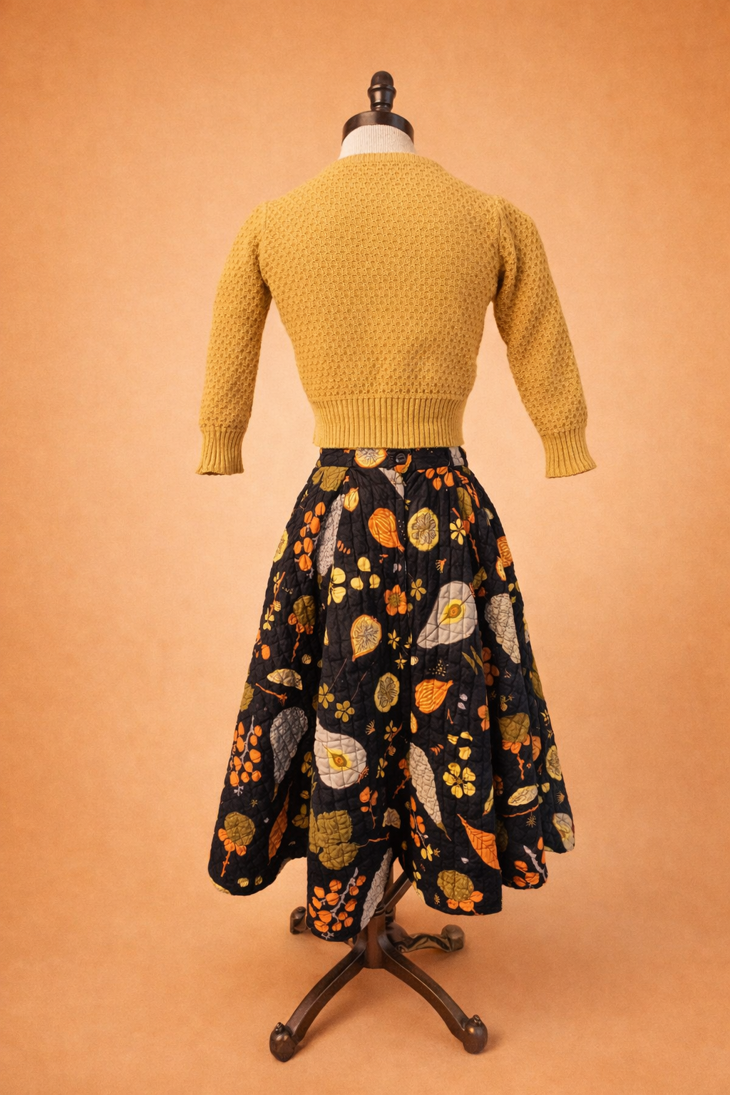 Vintage 1950s Meena Fruit Harvest Quilted Full Skirt