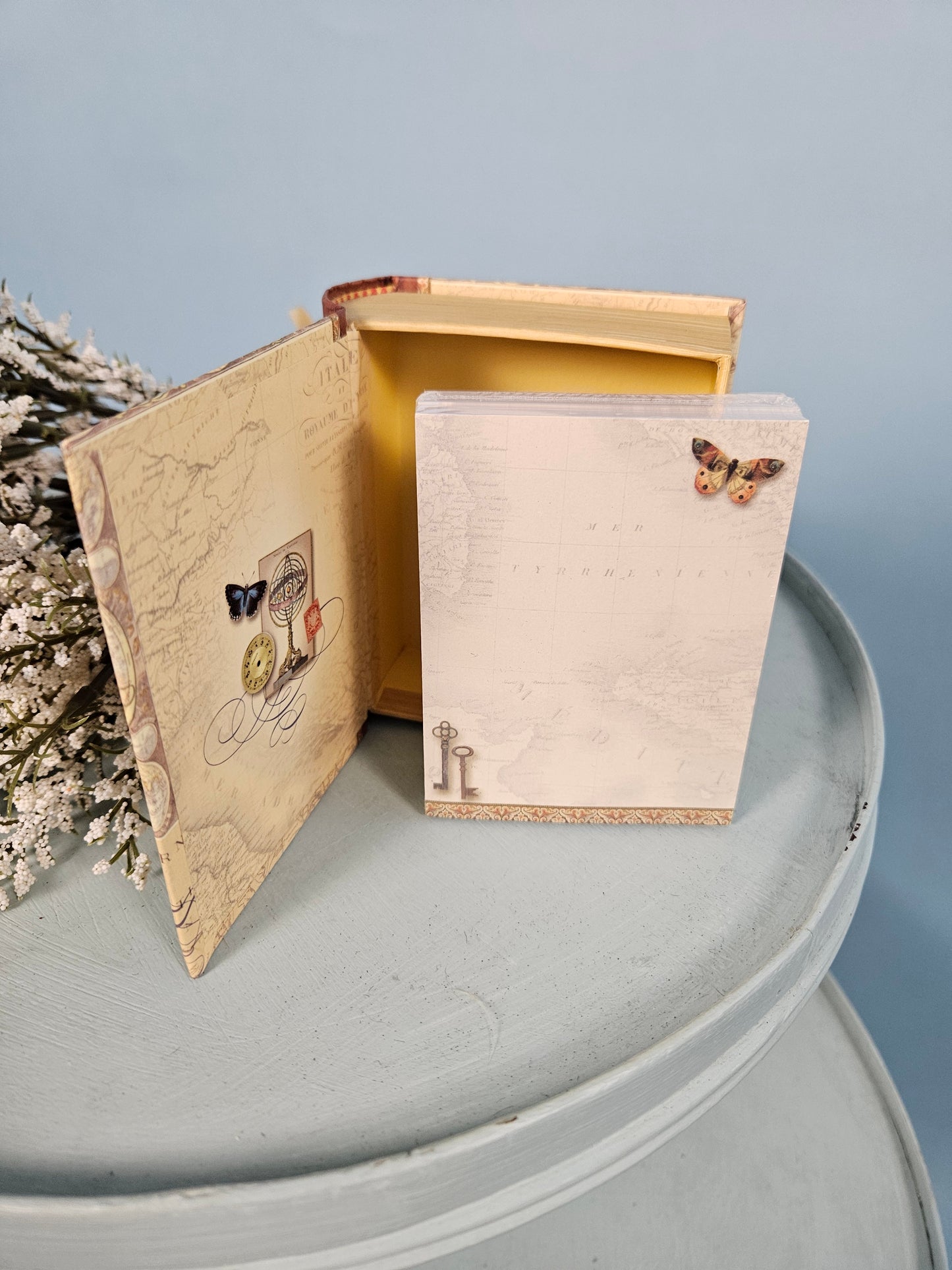 Vintage Style Mini Book Hidden Notes - Tan