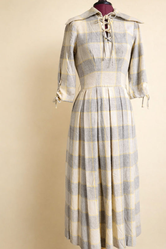 Vintage 1940's - 1950's Carol King Fashions Wool Plaid Dress