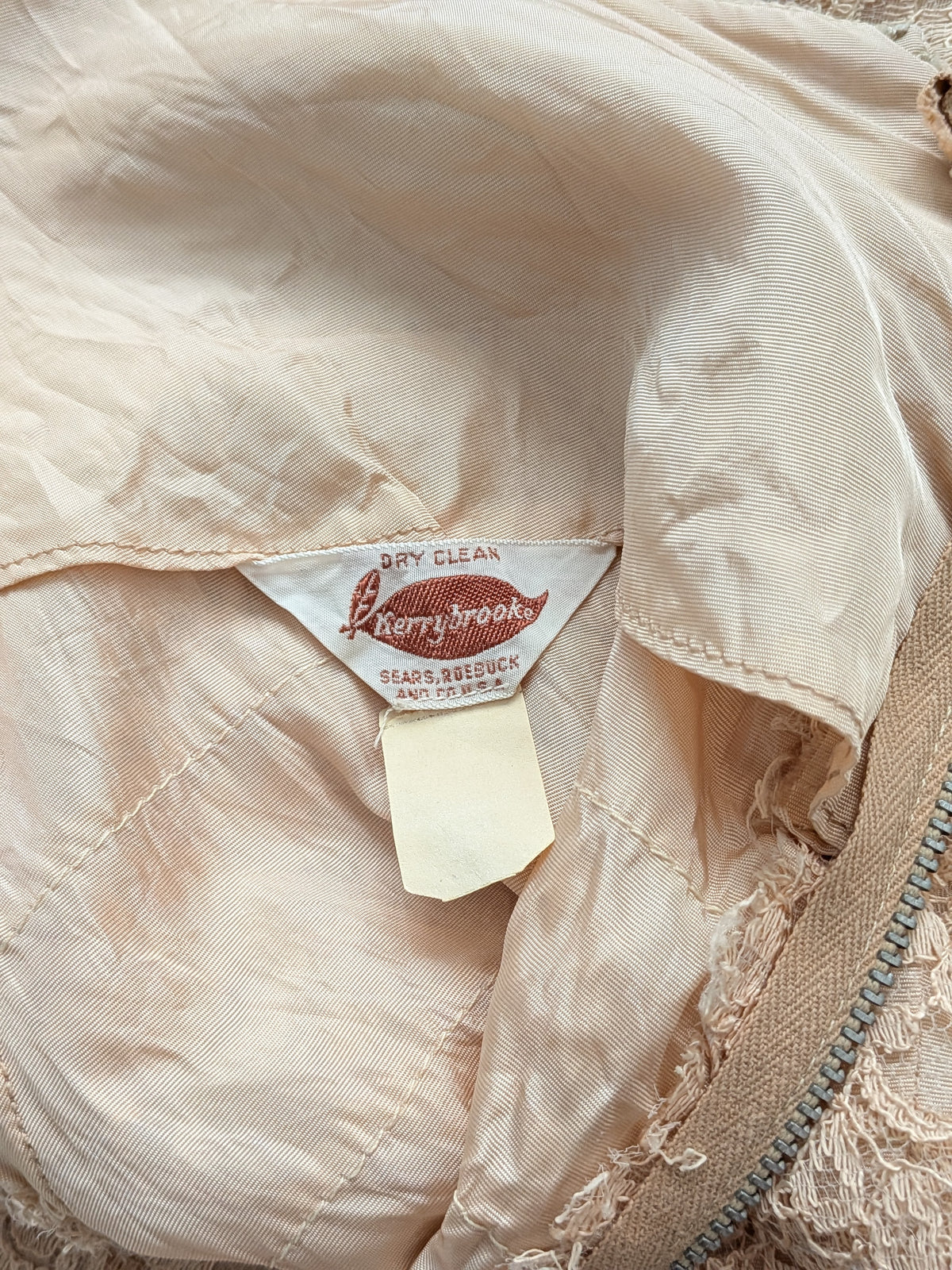 Vintage Mid-Century Pale Peach Lace Pencil Dress