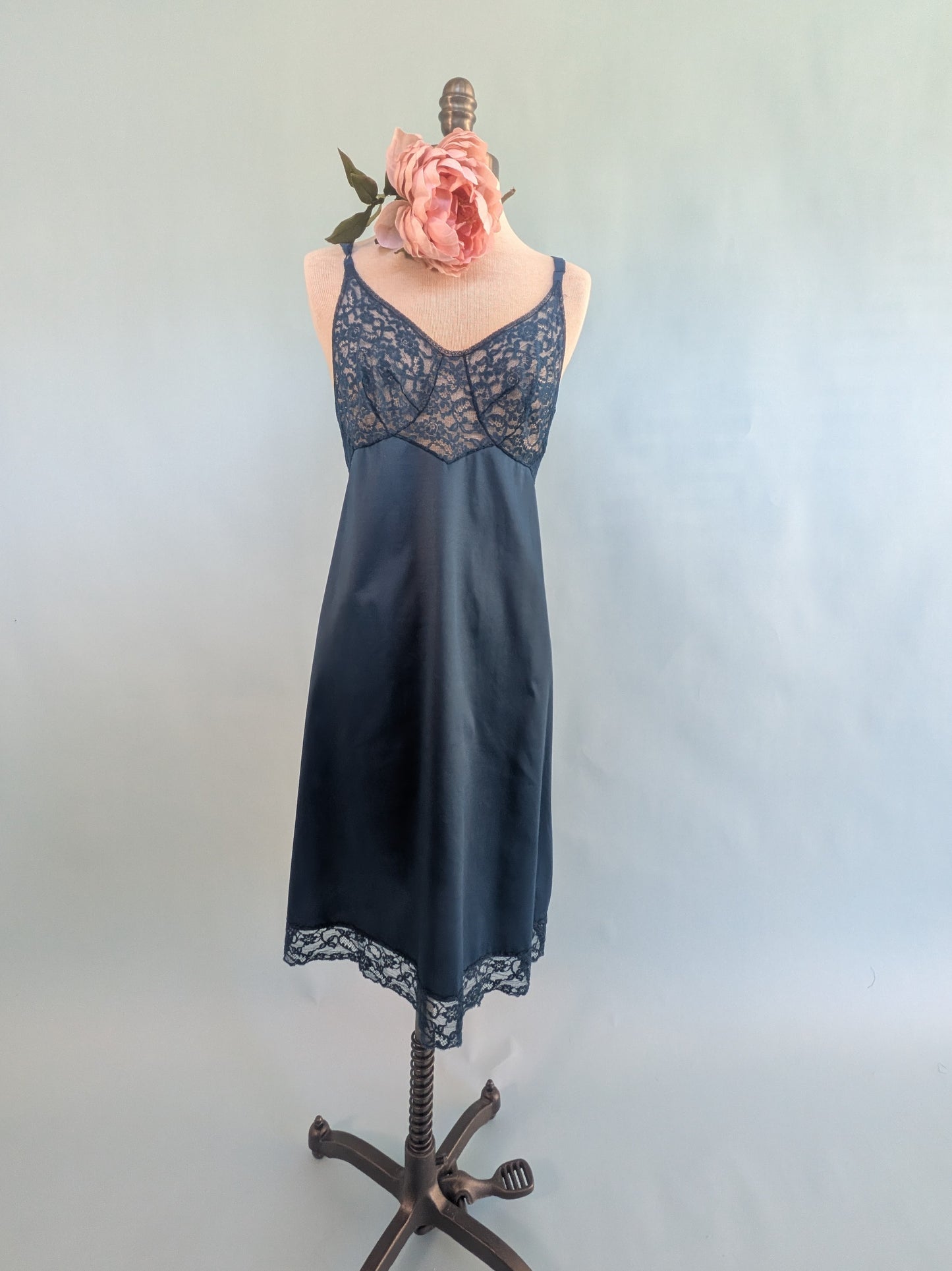 Vintage Mid-Century Vanity Fair Slip