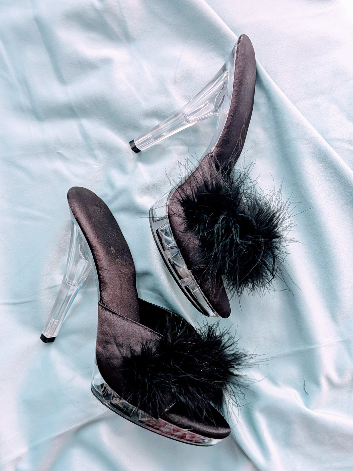 "Ellie" Black Marabou & Clear Lucite Mules